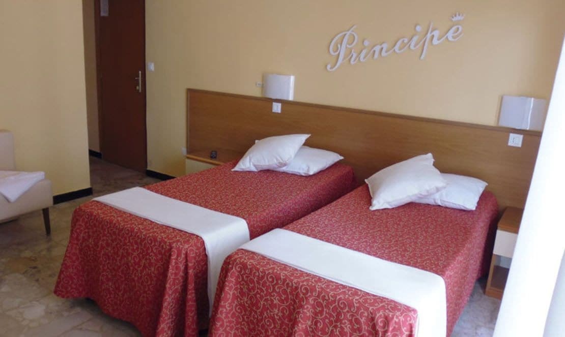 פייטרה ליגורה Hotel Principe מראה חיצוני תמונה